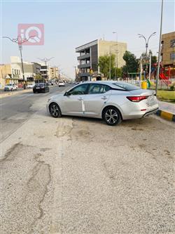 نيسان سنترا